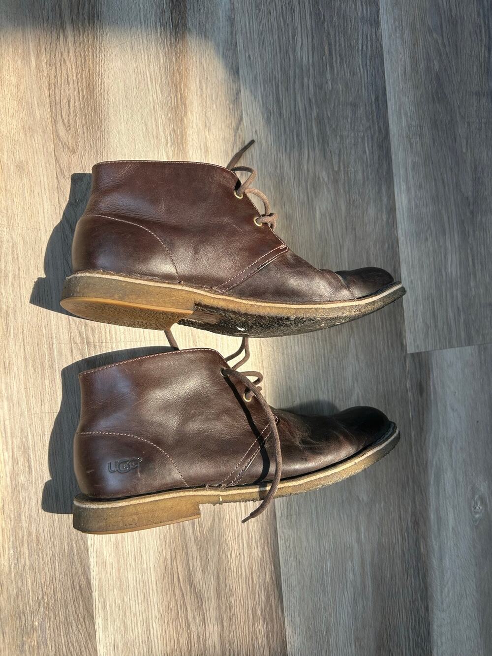 UGG Leighton Men's Chukka Boots Brown Leather Desert Ankle Boots casual luxury